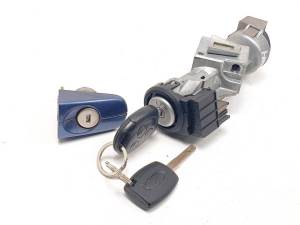ANTIRROBO 3M513F880AC FORD FOCUS C-MAX (CAP) Autodesguaces Alicante