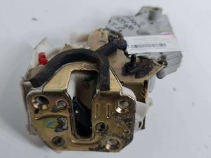 CERRADURA PUERTA TRASERA IZQUIERDA NISSAN PRIMERA BERLINA (P11) Autodesguaces Alicante