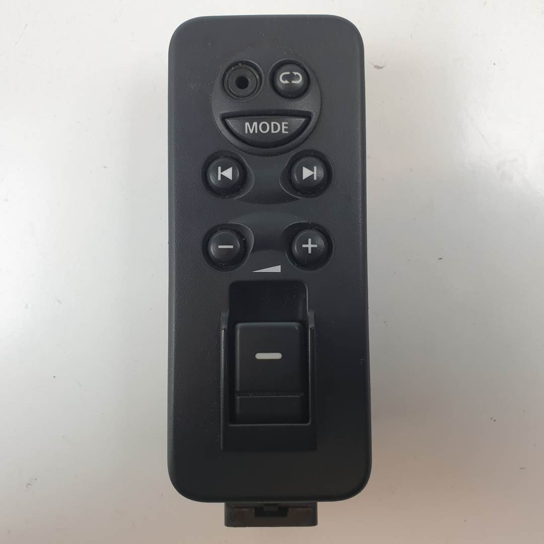 Commande de lève-vitre arrière droite - YUD501080PVJ - LAND ROVER - RANGE ROVER SPORT (L320)