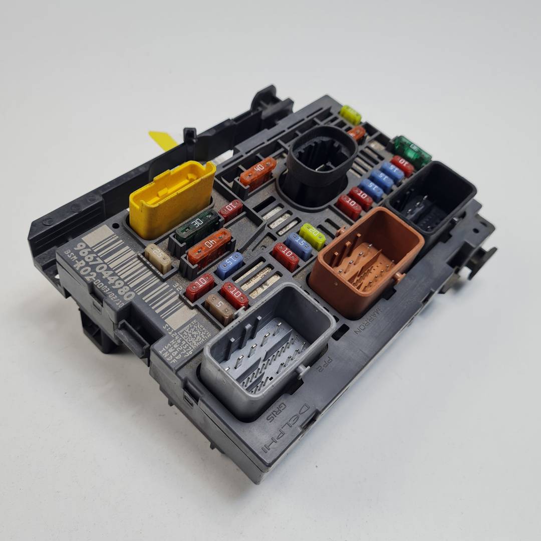 Boîte à fusibles / relais - 9667044980 - CITROEN - C4 GRAND PICASSO