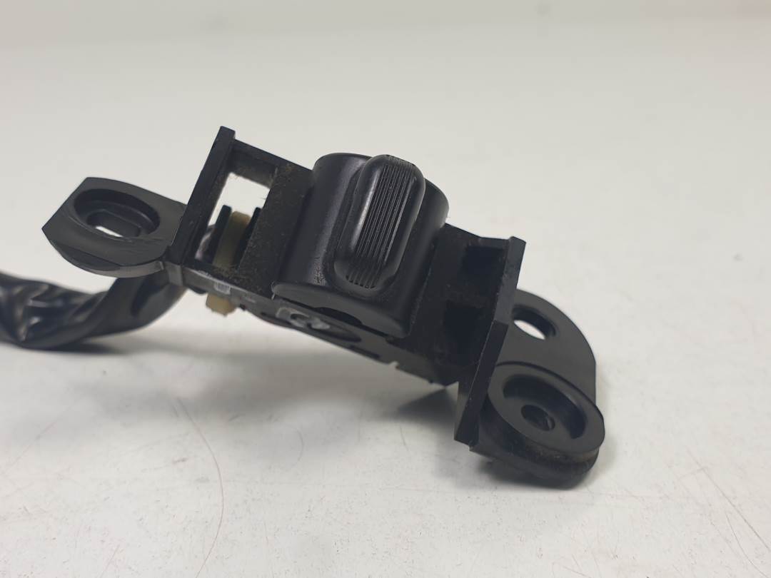 MANDO ELEVALUNAS TRASERO DERECHO - SUBARU - FORESTER S10 (SF)