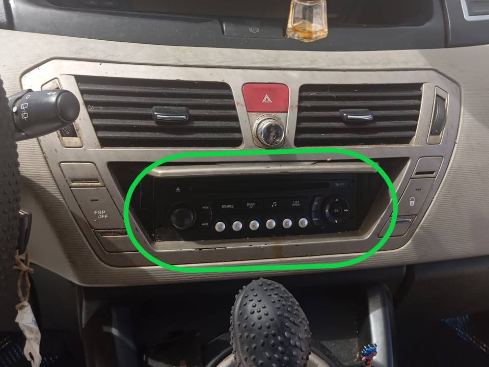 SISTEMA AUDIO / RADIO CD