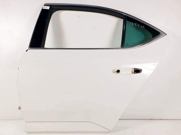 PUERTA TRASERA IZQUIERDA SKODA SUPERB (3V3) Autodesguaces Alicante