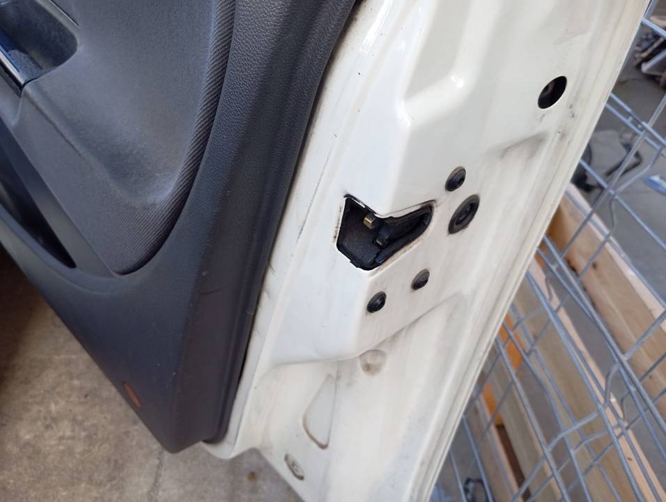 CERRADURA PUERTA DELANTERA DERECHA