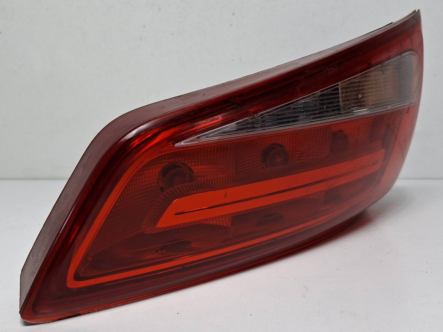 Foto 2 de Piloto Trasero Izquierdo Audi A1 (8x) (2010–2014)