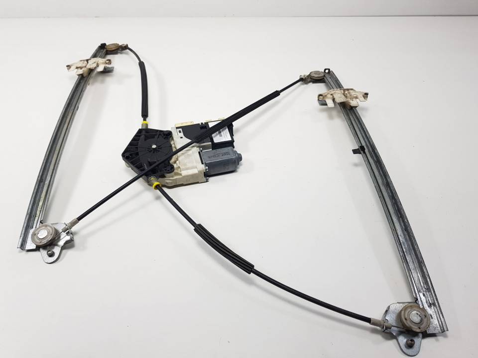 ELEVALUNAS DELANTERO DERECHO 964782100 CITROEN C8 Autodesguaces Alicante