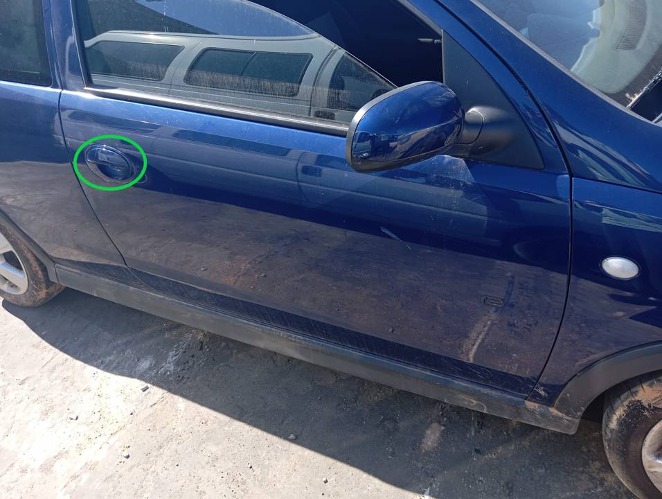 MANETA EXTERIOR DELANTERA DERECHA