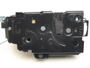 CERRADURA PUERTA DELANTERA IZQUIERDA 3D1837016AP VOLKSWAGEN CADDY KA/KB (2K) Autodesguaces Alicante