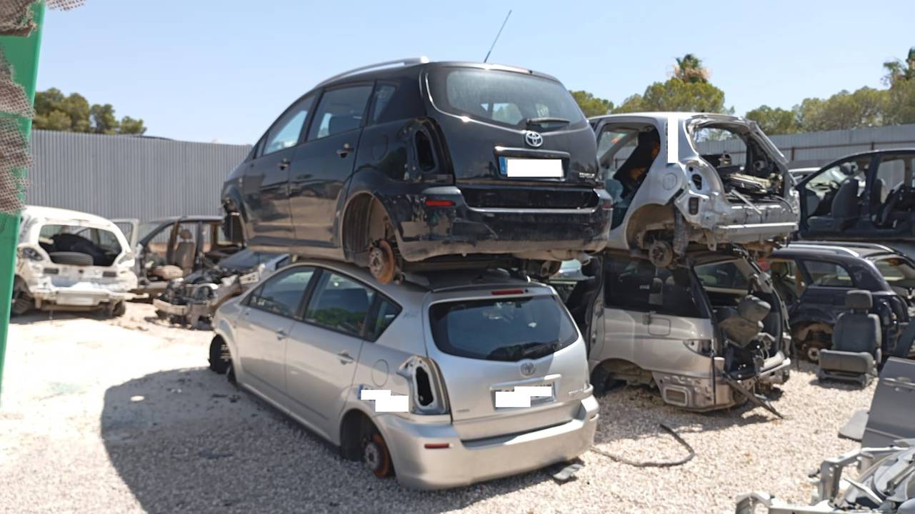 Imagen del vehículo TOYOTA COROLLA VERSO (R1)