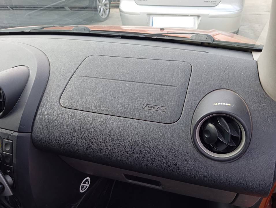 AIRBAG DELANTERO DERECHO