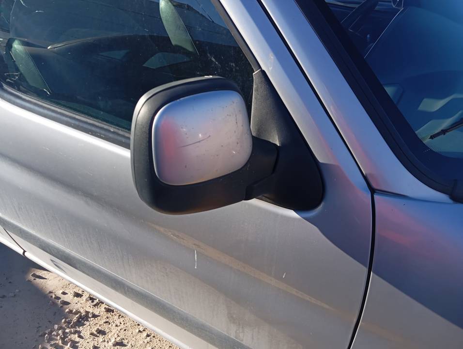 RETROVISOR DERECHO
