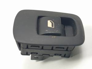 MANDO ELEVALUNAS TRASERO IZQUIERDO 96639378ZD CITROEN C4 GRAND PICASSO Autodesguaces Alicante