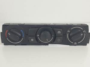 MANDO CALEFACCION / AIRE ACONDICIONADO 6411914729701 BMW SERIE 1 BERLINA (E81/E87) Autodesguaces Alicante