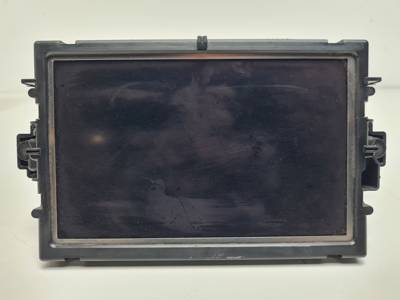 PANTALLA MULTIFUNCION A1729008500 MERCEDES CLASE C (W204) BERLINA Autodesguaces Alicante