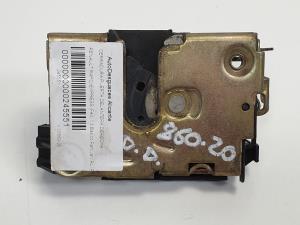 CERRADURA PUERTA DELANTERA DERECHA RENAULT RAPID/EXPRESS (F40) Autodesguaces Alicante
