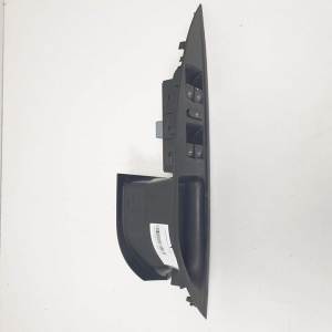 MANDO ELEVALUNAS DELANTERO IZQUIERDO 1K4959857B SEAT ALTEA XL (5P5) Autodesguaces Alicante