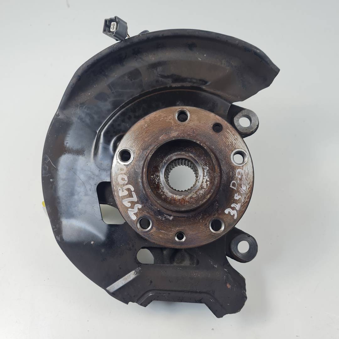 Achsschenkel vorne rechts - NISSAN - QASHQAI (J11)