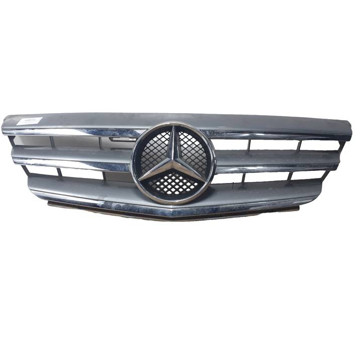 REJILLA DELANTERA A2078880260 MERCEDES CLASE B (W245) Autodesguaces Alicante