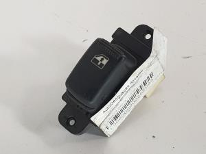 MANDO ELEVALUNAS TRASERO DERECHO 621W03620 KIA RIO (DC) Autodesguaces Alicante