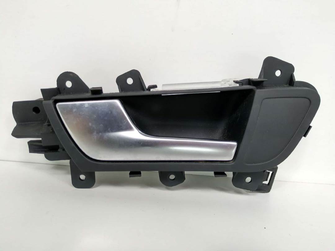 MANETA INTERIOR TRASERA IZQUIERDA - 8K0839019 - AUDI - A4 BER. (B8)