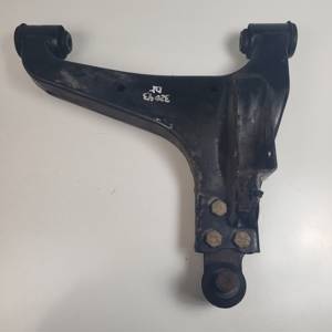 BRAZO SUSPENSION INFERIOR DELANTERO IZQUIERDO SSANGYONG RODIUS Autodesguaces Alicante