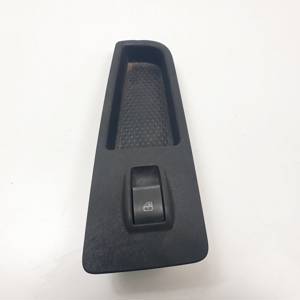 MANDO ELEVALUNAS DELANTERO DERECHO 735434459 FIAT BRAVO (198) Autodesguaces Alicante