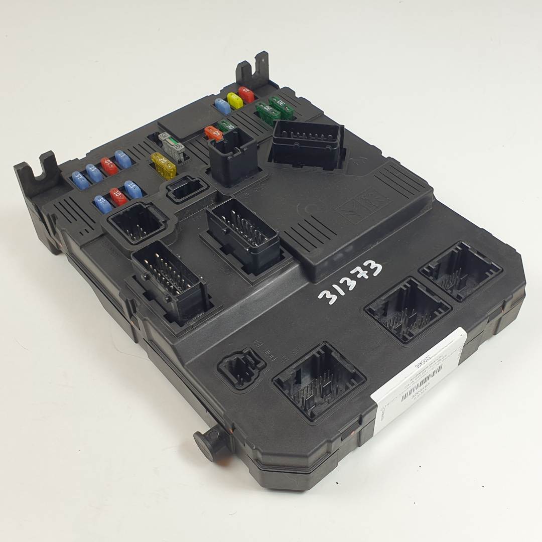 CAJA RELES / FUSIBLES - 9653667680 - CITROEN - XSARA PICASSO