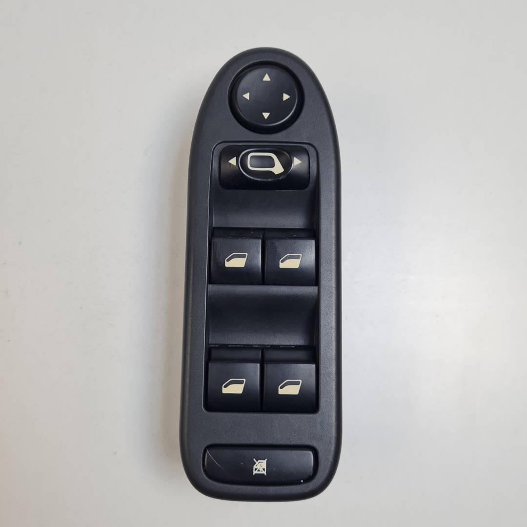 MANDO ELEVALUNAS DELANTERO IZQUIERDO - 96514300ZF - CITROEN - C5 BREAK