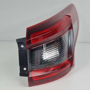 PILOTO TRASERO DERECHO 26550HV00A NISSAN QASHQAI (J11) Autodesguaces Alicante