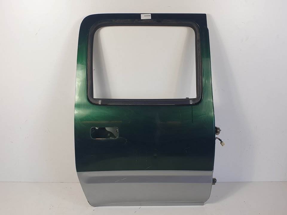 PUERTA TRASERA DERECHA - TOYOTA - HILUX (KDN)