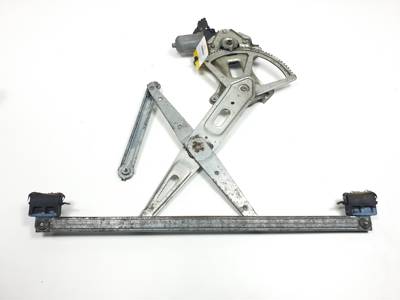 ELEVALUNAS DELANTERO DERECHO 8571058010 LEXUS IS200 (DS2/IS2) Autodesguaces Alicante