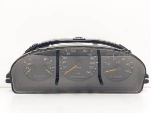 CUADRO INSTRUMENTOS A1635404011 MERCEDES CLASE M (W163) Autodesguaces Alicante