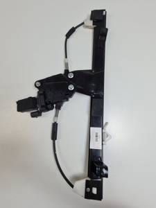 ELEVALUNAS DELANTERO DERECHO 0517931880E FIAT DOBLO Autodesguaces Alicante