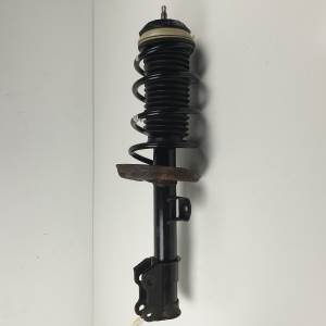 AMORTIGUADOR DELANTERO IZQUIERDO 13214353 OPEL CORSA D Autodesguaces Alicante