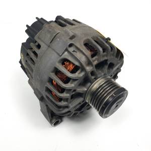 ALTERNADOR A6391500250 SMART FORFOUR (W454) Autodesguaces Alicante