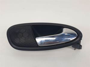 MANETA INTERIOR TRASERA DERECHA 5P0837114 SEAT LEON (1P1) Autodesguaces Alicante