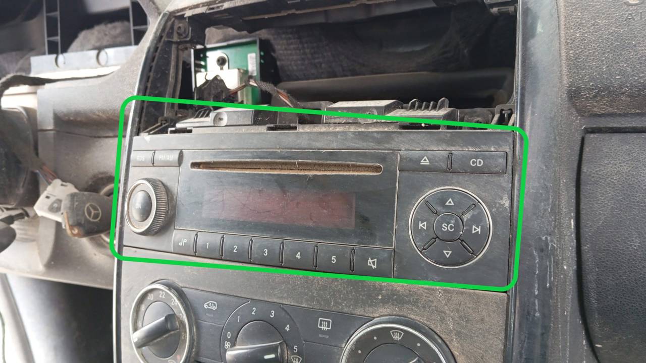 SISTEMA AUDIO / RADIO CD
