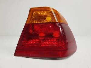 PILOTO TRASERO DERECHO 230022R2 BMW SERIE 3 BERLINA (E46) Autodesguaces Alicante