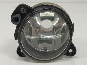FARO ANTINIEBLA DERECHO 9068200156 VOLKSWAGEN CRAFTER CAJA CERRADA Autodesguaces Alicante