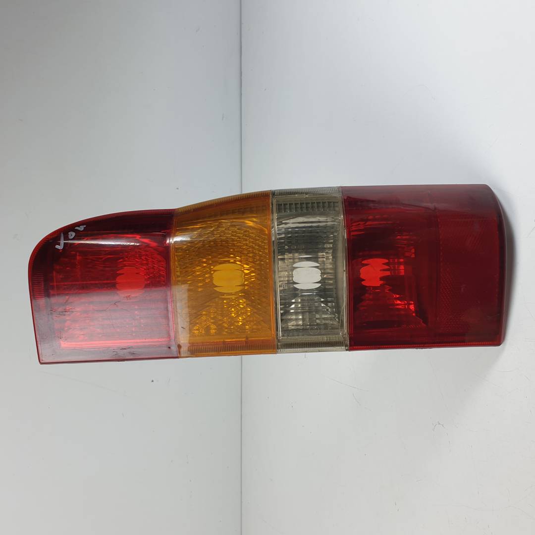 PILOTO TRASERO DERECHO - 8682022900562 - FORD - TRANSIT MOD. 2000 COMBI