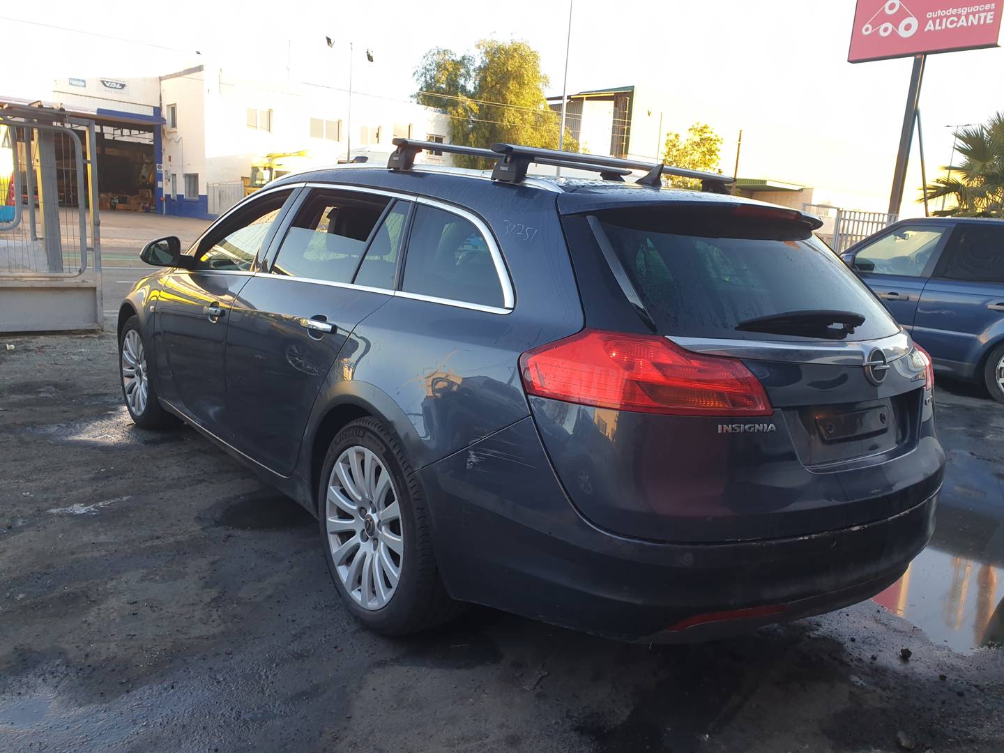 OPEL INSIGNIA SPORTS TOURER (2008 - 2013)