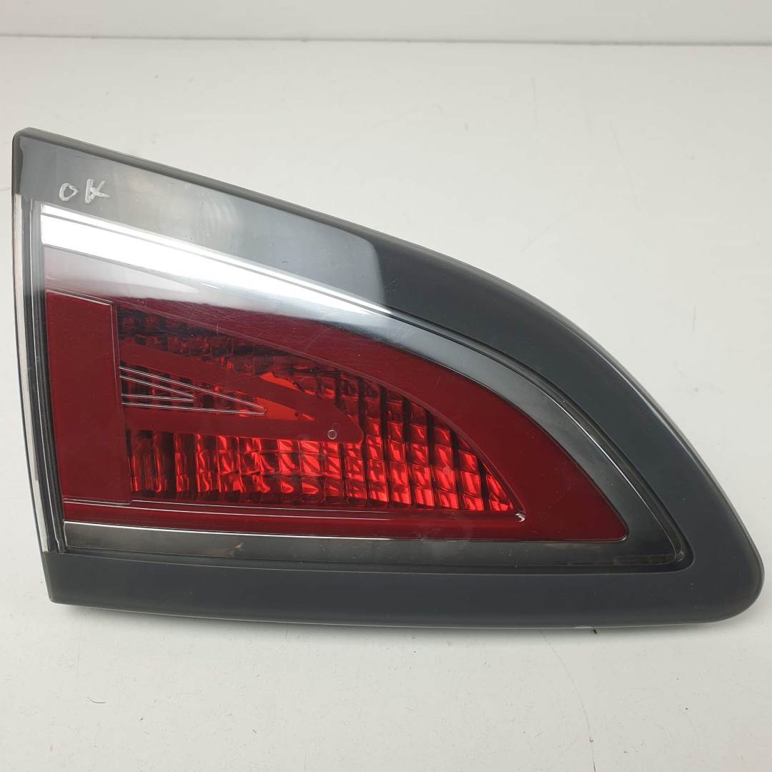 Feu intérieur arrière gauche - 265550018R - RENAULT - SCENIC III (JZ)