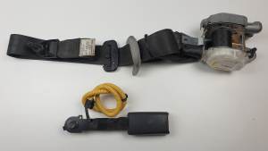CINTURON SEGURIDAD DELANTERO DERECHO 888202R900 HYUNDAI I30 (FD) Autodesguaces Alicante