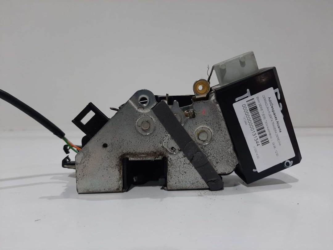 CERRADURA PUERTA TRASERA DERECHA - 8352165 - BMW - SERIE 7 (E38)