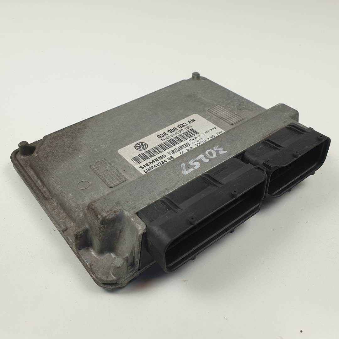 Calculateur moteur - 5WP44234 - SKODA - FABIA (6Y2/6Y3)