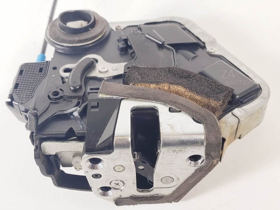 CERRADURA PUERTA TRASERA DERECHA - TOYOTA - LAND CRUISER (J12)