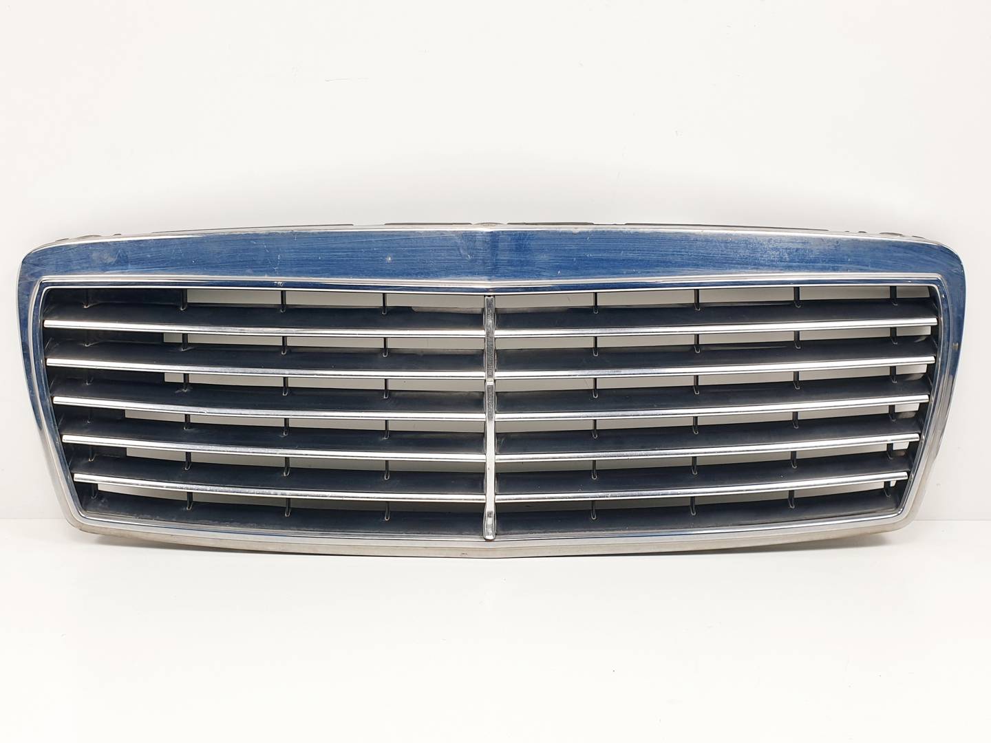 Kühlergrill vorne - 2108880123 - MERCEDES - CLASE E (W210) BERLINA DIESEL