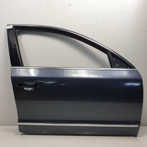 PUERTA DELANTERA DERECHA SKODA SUPERB (3T4) Autodesguaces Alicante