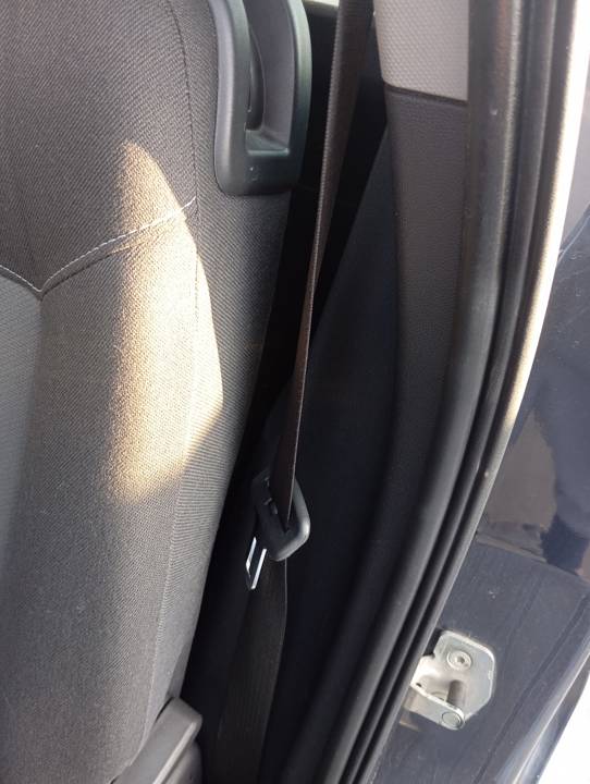 CINTURON SEGURIDAD TRASERO IZQUIERDO