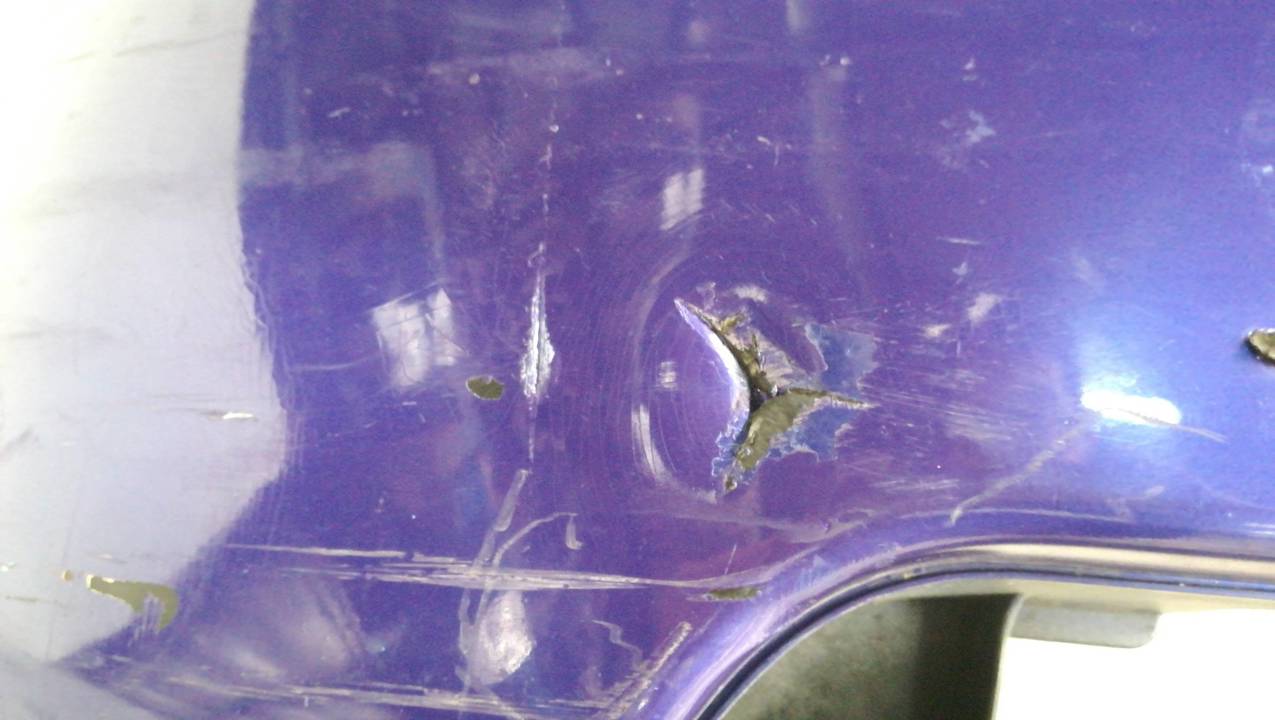 PARAGOLPES DELANTERO